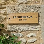 Le Shedeaux Lodge